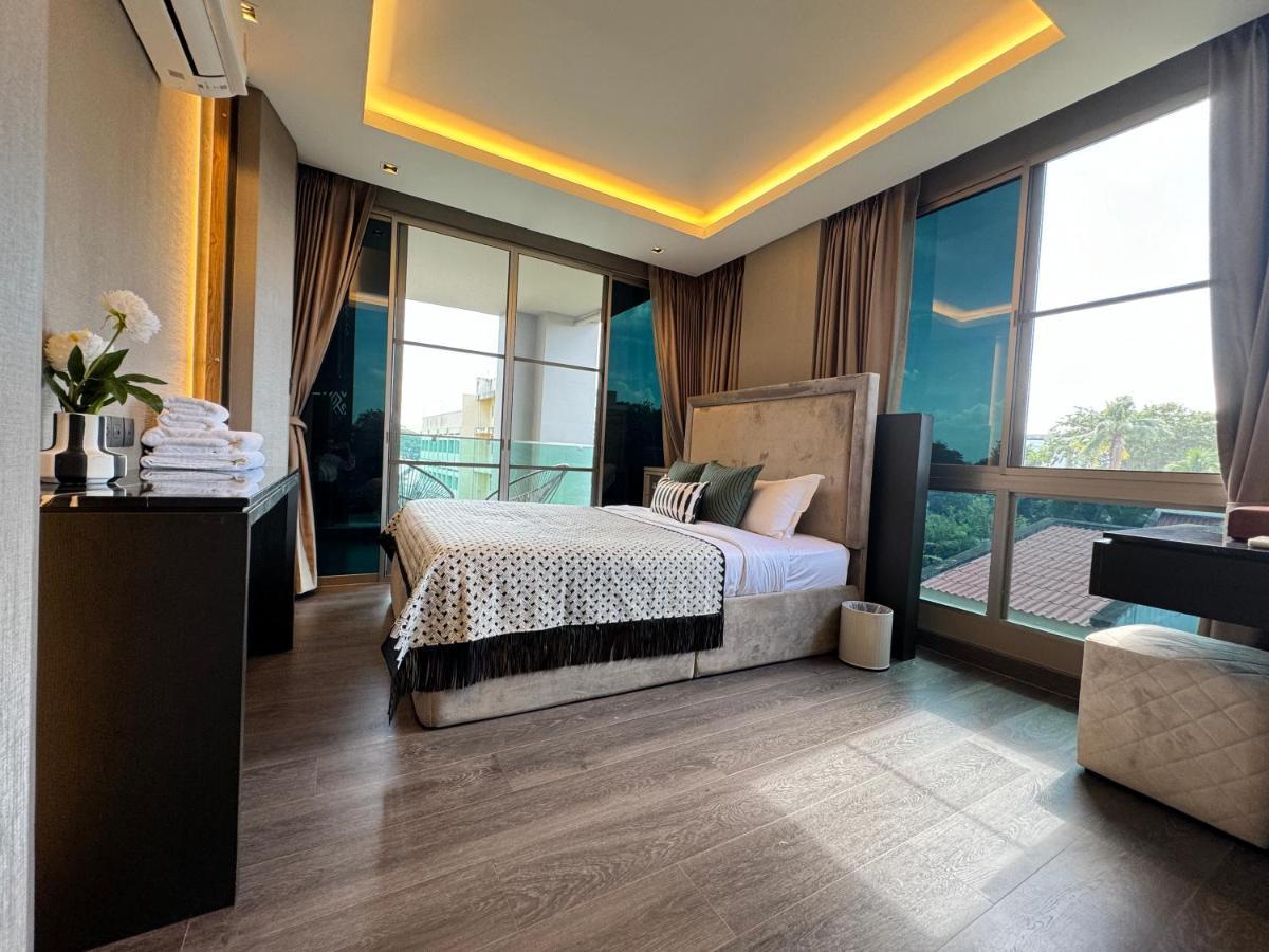 Night Market Super Large Luxurious 3-bedroom Hotel-style Apartment